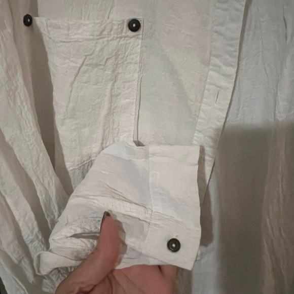 Free People white oversized button down size large - light weight - Picture 2 of 4